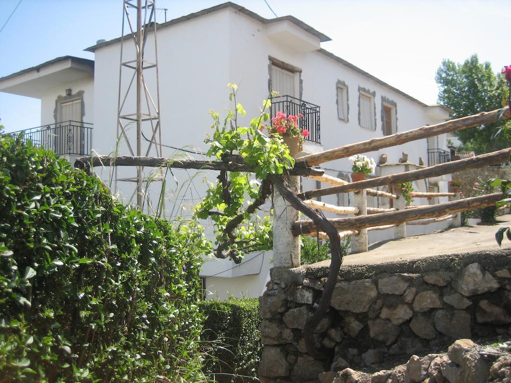 Alojamiento Rural Mirador Del Avellano Alpujarra De La Sierra Εξωτερικό φωτογραφία