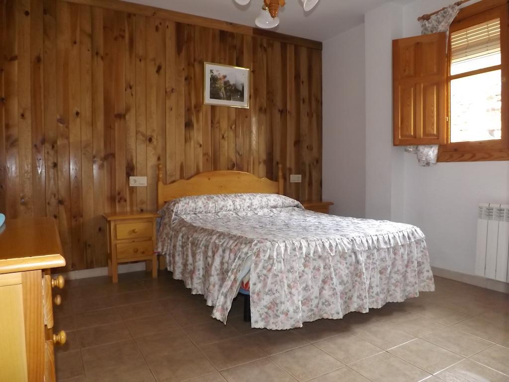 Alojamiento Rural Mirador Del Avellano Alpujarra De La Sierra Δωμάτιο φωτογραφία
